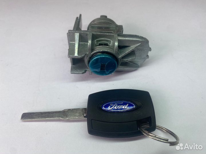 Личинка замка левой водительской двери Ford Focus