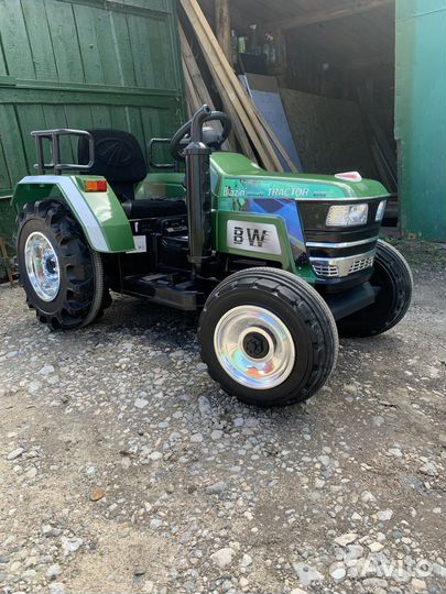 Детский электромобиль трактор Blazin Wheels