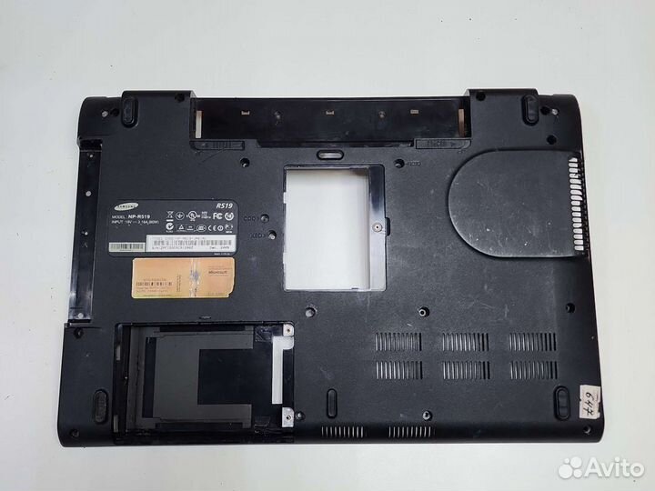 Нижняя часть корпуса, поддон ноутбука Samsung R519