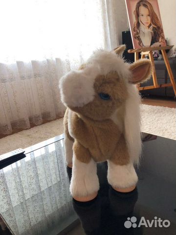 Мягкая игрушка лошадь на батарейках