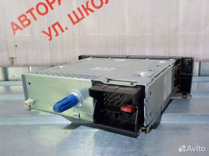 Магнитола штатная Пежо 408