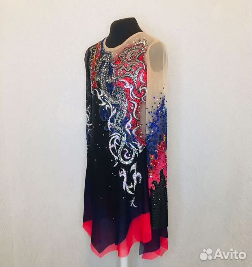 Костюм для фигурного катания 142-150