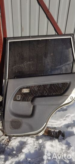 Дверь Daihatsu Pyzar задняя правая