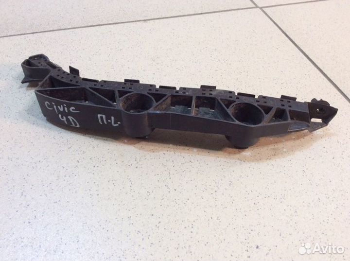 Направляющая переднего бампера передняя левая