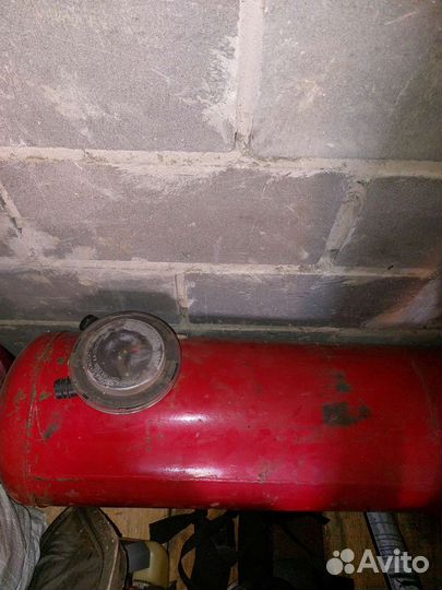 Автомобильный газовый балон 60 л. Италия