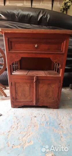 Тумбочка 68 год дерево