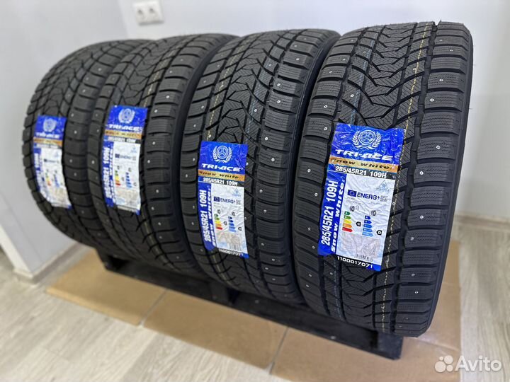 Tri Ace Snow White II Stud 285/45 R21 108U