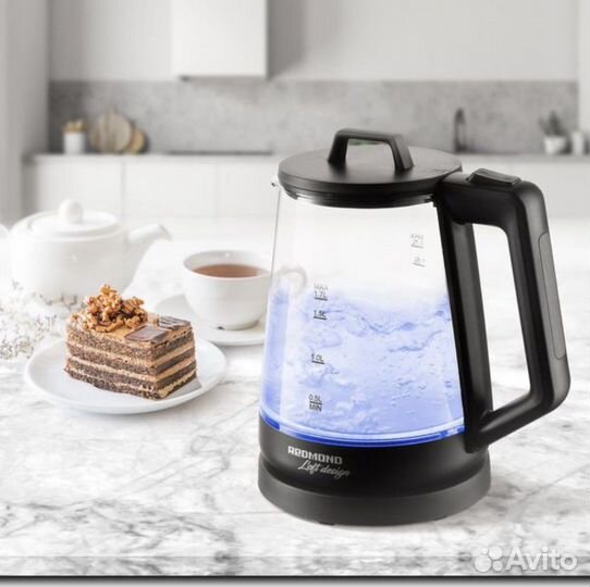 Электрический чайник Redmond