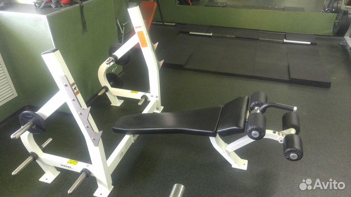 Скамья для жима с отрицательным углом hoist