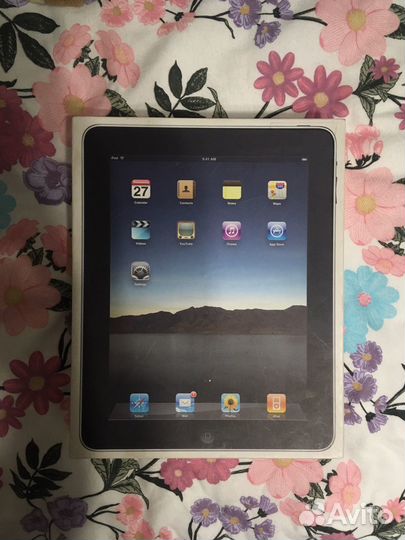 Apple iPad WiFi+3G 64 GB (черный)