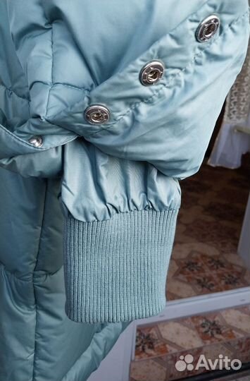 Пальто зимнее (пуховик) женское размер 44 46