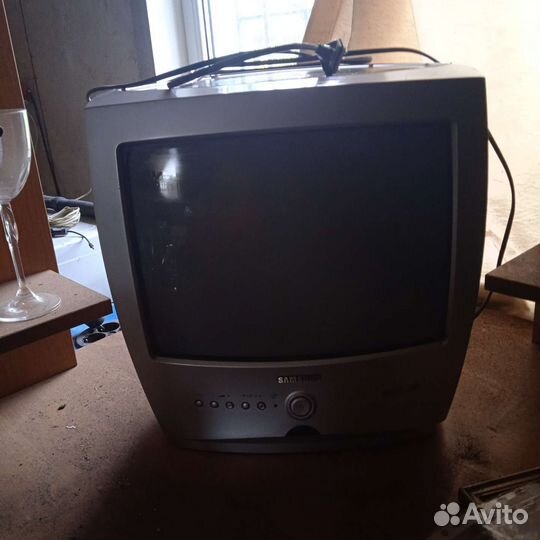 Телевизор