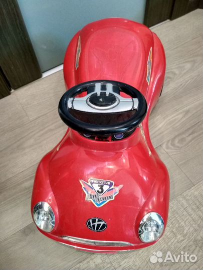 Машинка каталка детская