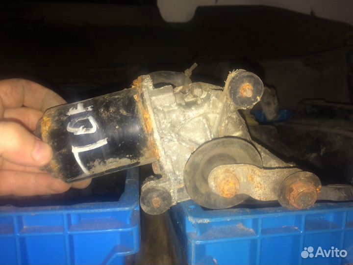 Моторчик дворников Hyundai pony Excel 89-95