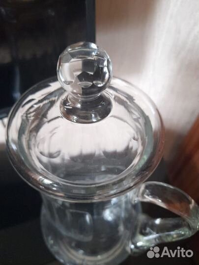Графин кувшин с крышкой
