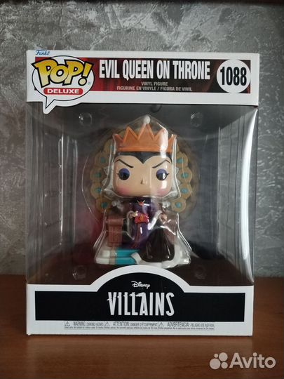 Фигурка Funko POP Evil Queen on Throne 1088