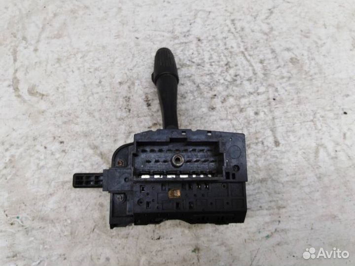 Переключатель поворотов подрулевой 04728424
