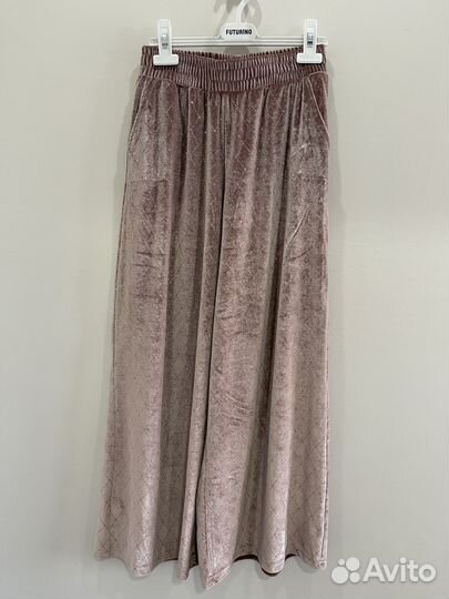 Костюм нарядный для девочки