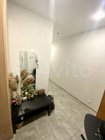 2-к. квартира, 60 м², 5/17 эт.