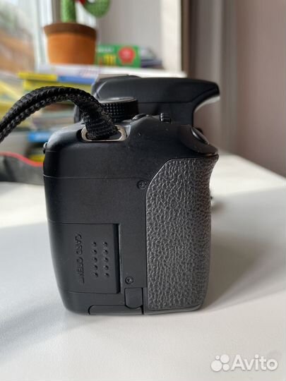 Зеркальный фотоаппарат canon 500d body