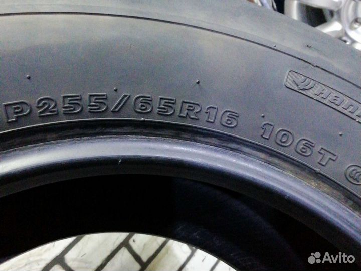 Hankook Radial RA07 255/65 R16 106T