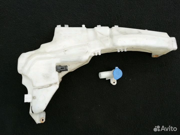 Бачок омывателя под датчик уровня Форд Фокус 2