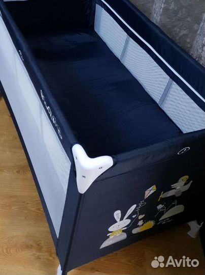 Манеж, кровать