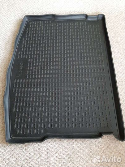 Nissan qashqai коврик для багажника