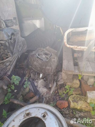 Двигатель под капи 601 мерседес и коробка тяговая