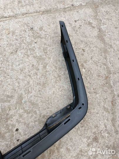 Бампер передний Audi 100 с птф