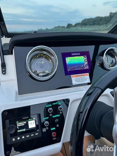 2023 г. катер Sea Ray 230 spxe