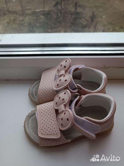 Сандалии для девочки 23 размер