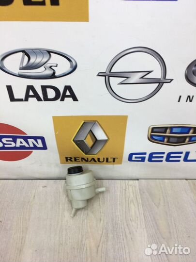 Бачок гидроусилителя гур Renault sandero 2
