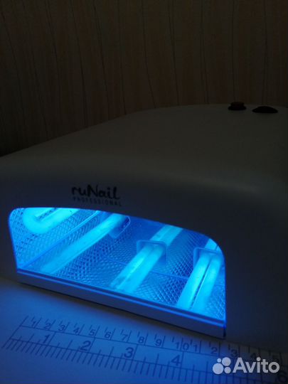 Лампа для ногтей