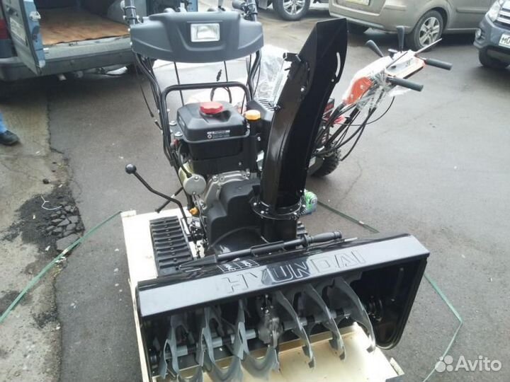 Снегоуборщик Hyundai S 7713-T