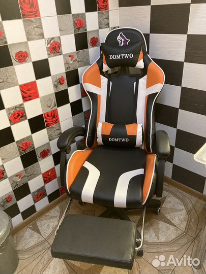 Компьютерное кресло с подставкой для ног Wolf