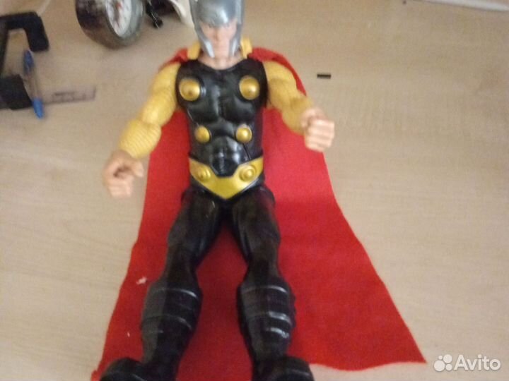 Фигурка игрушка