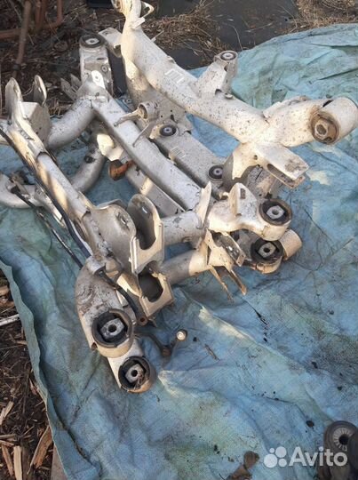 Подрамник задний бмв Е39 BMW E39