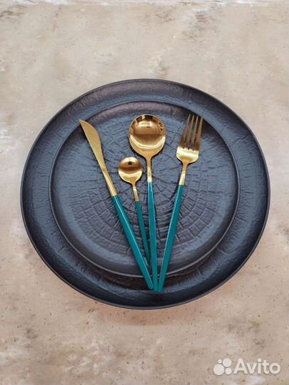 Набор столовых приборов