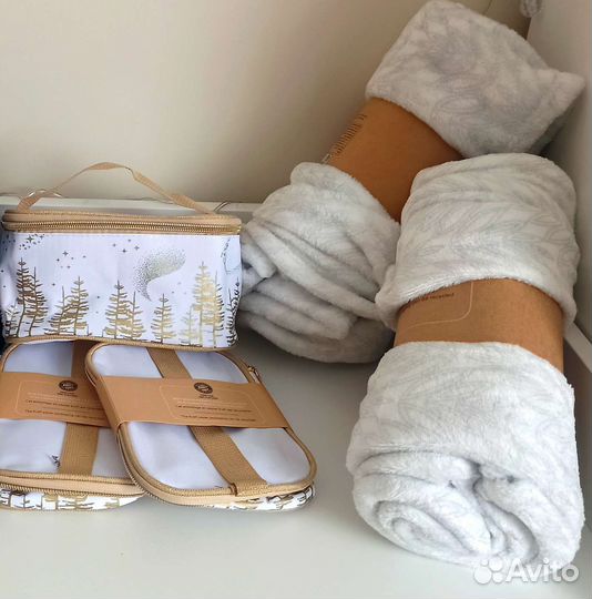 Yves Rocher/ Ив Роше Косметички и пледы