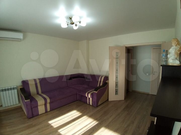 2-к. квартира, 55 м², 8/18 эт.