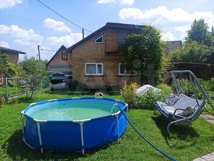 Дача 32 м² на участке 4 сот.