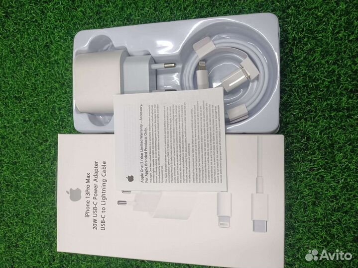 Зарядка на iPhone