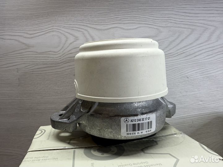 Опора двигателя A2122403217 Mercedes- benz