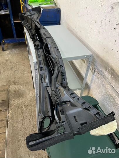 Жабо Ветрового стекла LC200 LX570 Land Cruiser 200