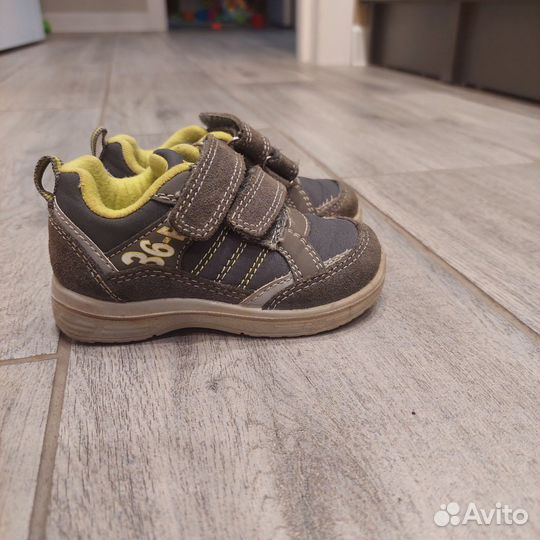 Кроссовки детские котофей