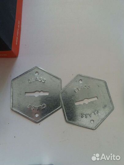 Дверные петли, защёлка дверная, накладки, лифт меб