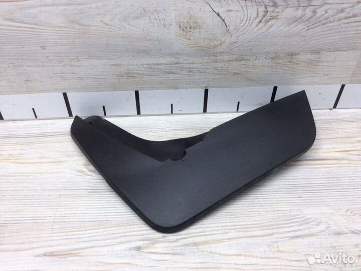 Брызговик задний левый Renault Arkana пробег 46