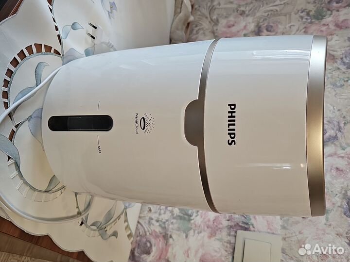 Увлажнитель-очиститель воздуха Philips HU4816/10