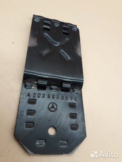 Противооткатный упор Mercedes-Benz Ml-Class